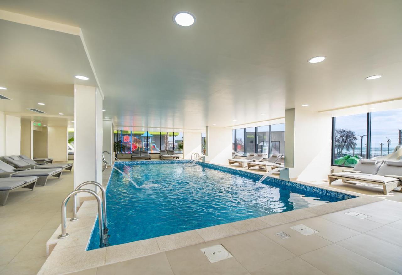 Cermar Apartment- Spa N Pool Beach Resort- Parking มามายา ภายนอก รูปภาพ