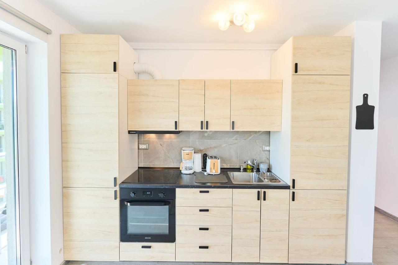Cermar Apartment- Spa N Pool Beach Resort- Parking มามายา ภายนอก รูปภาพ